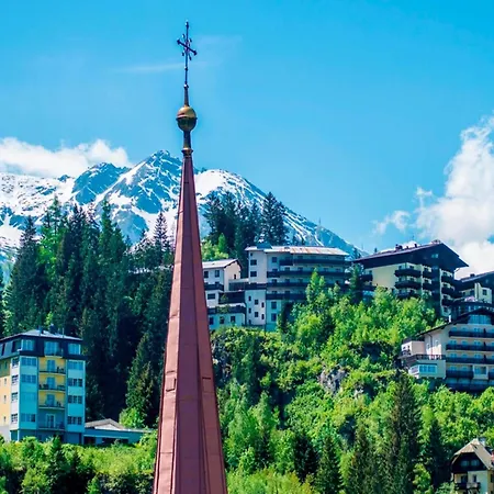In Near Slopes * Bad Gastein